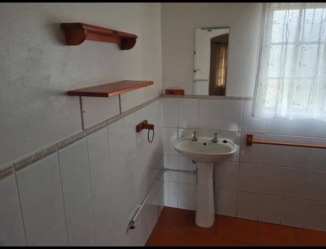 1 BEDROOM PROPERTY TO RENT IN LANSERIA